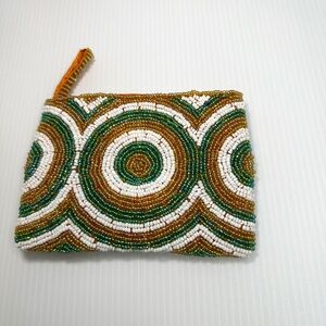 Vintage Circle Hand Beaded Wristlet Clutch/Coin Purse 5.5 in x 4 in Tan, Green